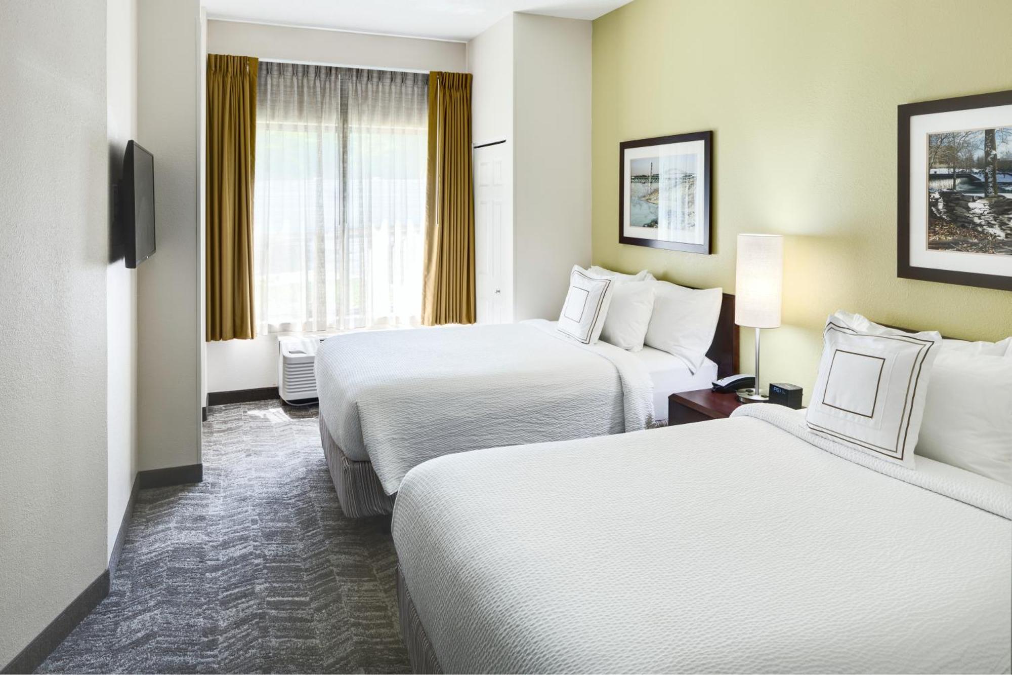 Springhill Suites Milford Exterior photo